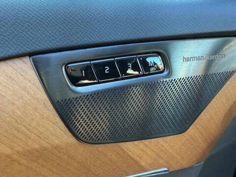 2024 Volvo XC90 B6 Plus Bright Theme 7P