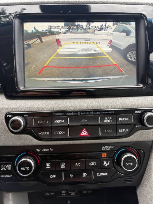 2017 Kia Niro Touring