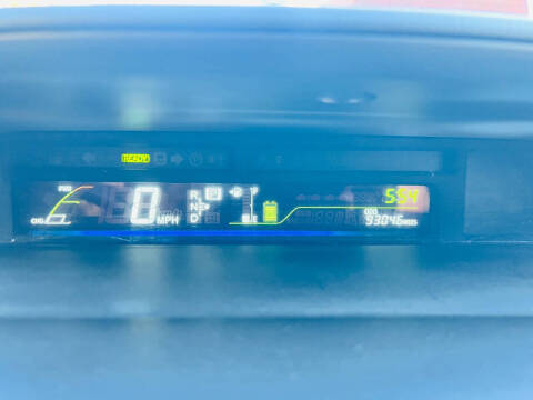 2013 Toyota Prius v Five