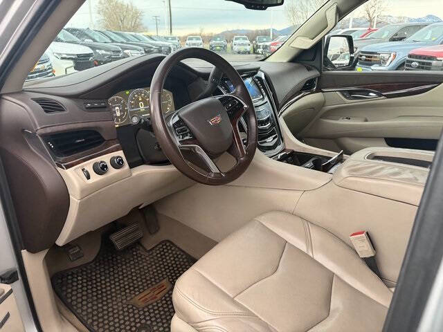 2015 Cadillac Escalade Luxury