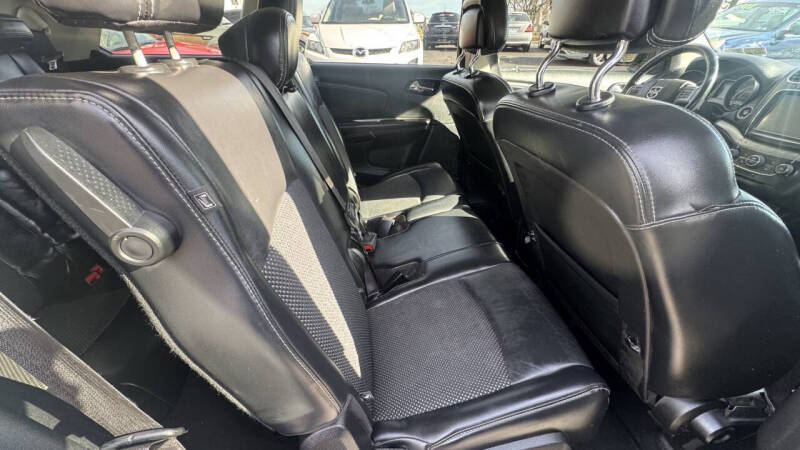 2019 Dodge Journey Crossroad