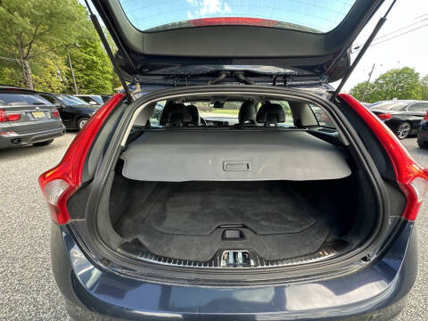 2015 Volvo V60 T5 Drive-E Platinum