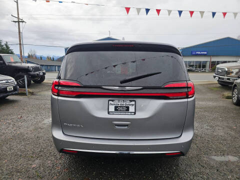 2021 Chrysler Pacifica Touring L