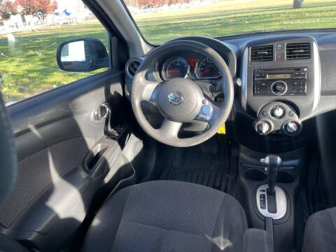 2014 Nissan Versa 1.6 S