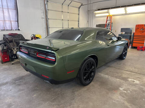 2021 Dodge Challenger SXT