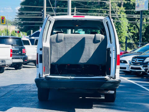 2009 Ford E-Series E-350 SD XLT