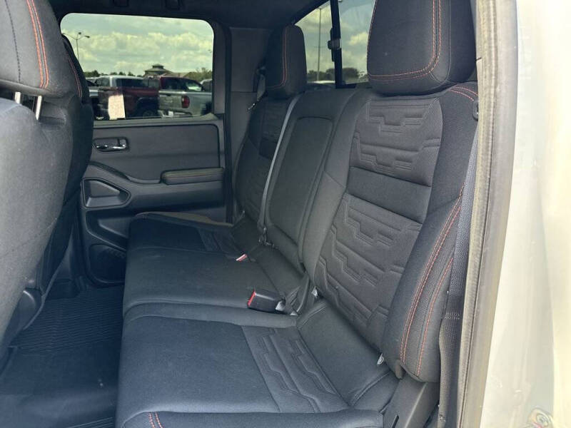 2024 Nissan Frontier
