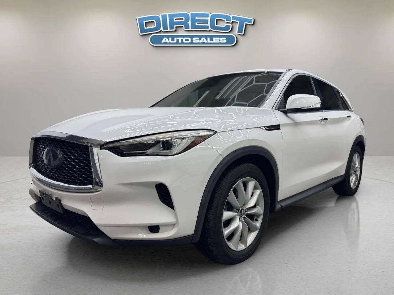 2019 Infiniti QX50 Essential 4dr Crossover - White exterior view 3