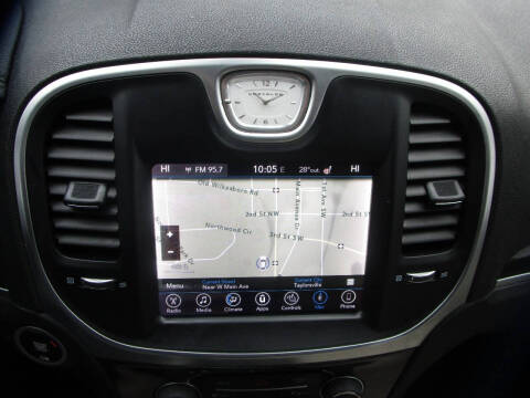 2017 Chrysler 300 Limited