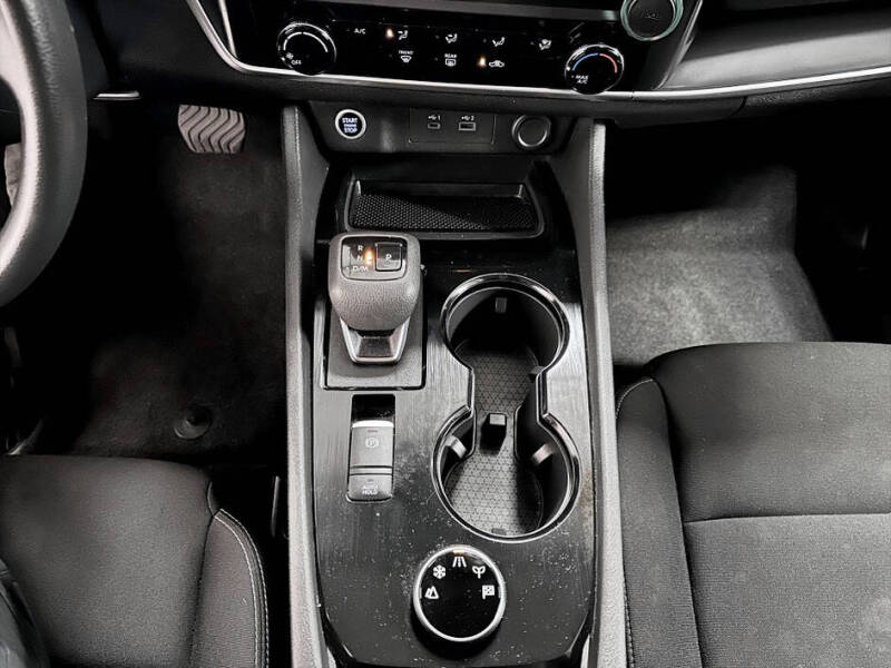 2023 Nissan Rogue S