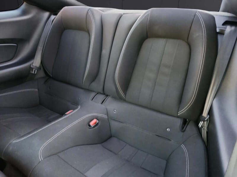 2022 Ford Mustang EcoBoost