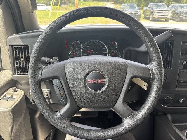2025 GMC Savana 2500
