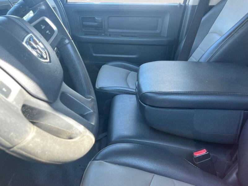 2011 RAM 1500 ST
