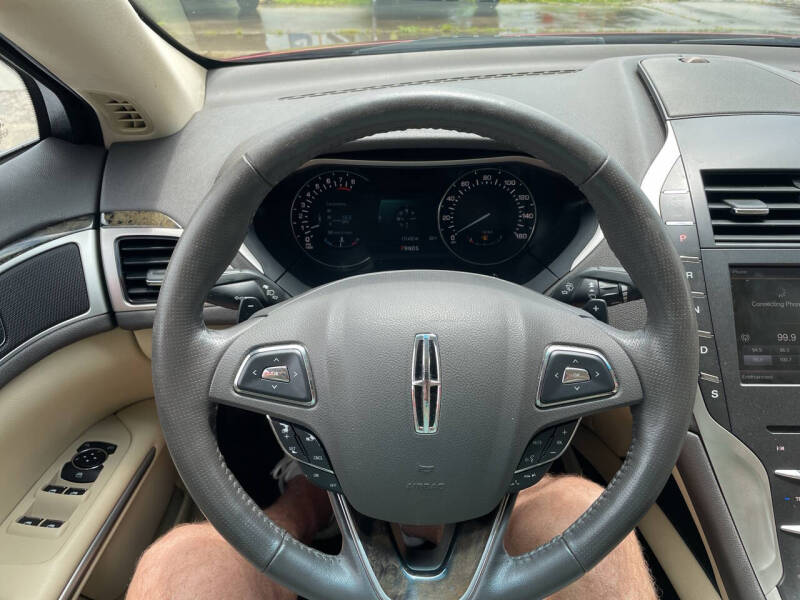 2013 Lincoln MKZ