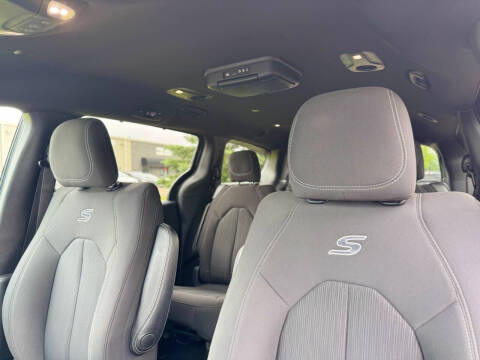 2019 Chrysler Pacifica Touring Plus
