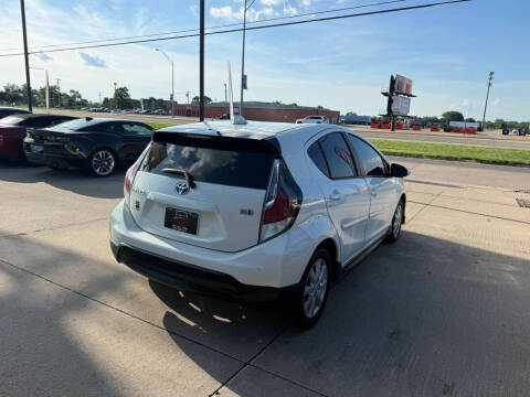 2017 Toyota Prius c