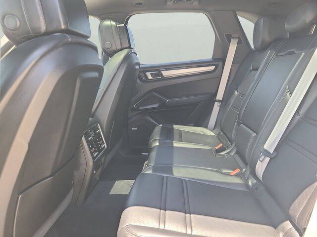2023 Porsche Cayenne