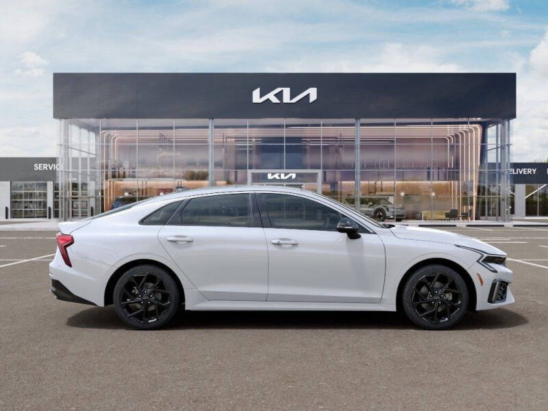 2026 Kia K5