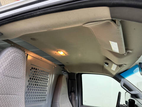 2017 GMC Savana 2500