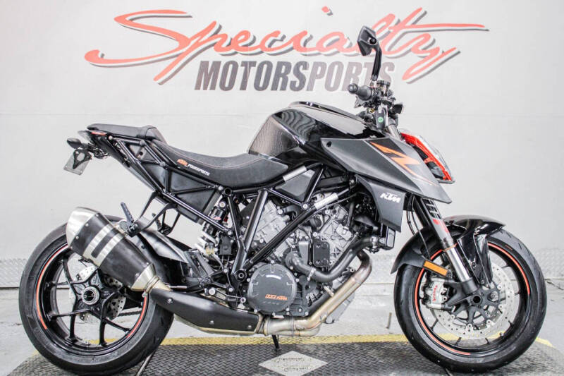 2017 KTM 1290 Super Duke R