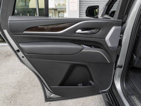 2023 Cadillac Escalade Sport Platinum