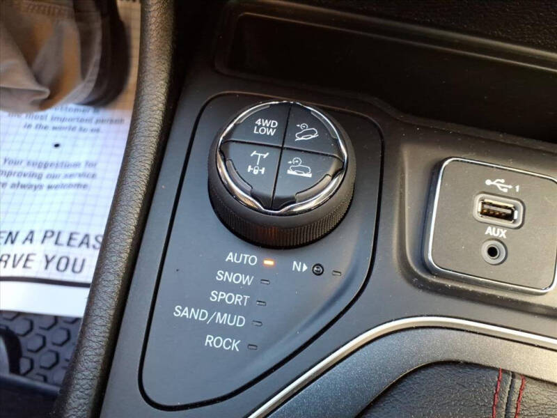 2022 Jeep Cherokee Trailhawk