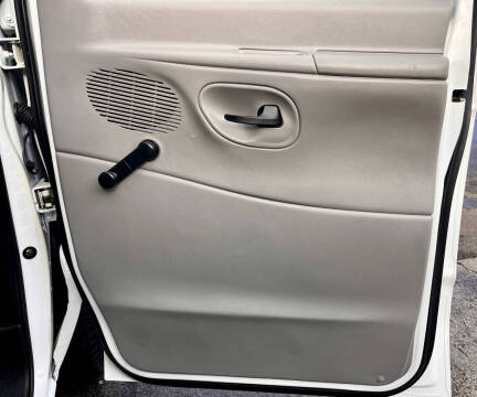 1999 Ford E-150 Chateau