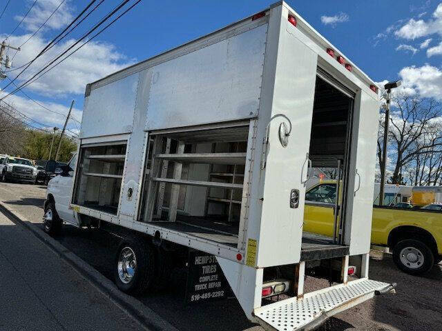 2014 Ford E-Series E-450 SD