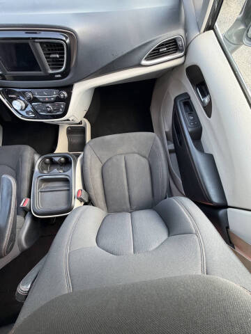 2018 Chrysler Pacifica Touring Plus