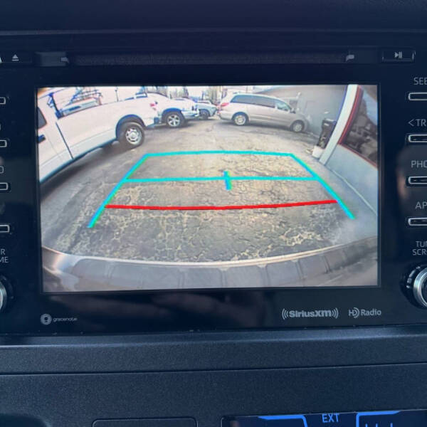 2019 Toyota Sienna LE 7-Passenger