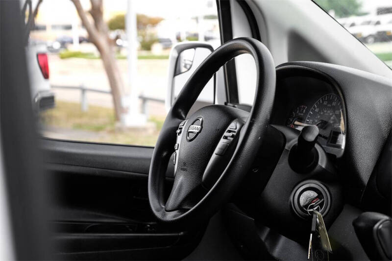 2019 Nissan NV200 SV