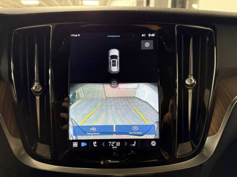 2023 Volvo V60 Cross Country B5 Plus