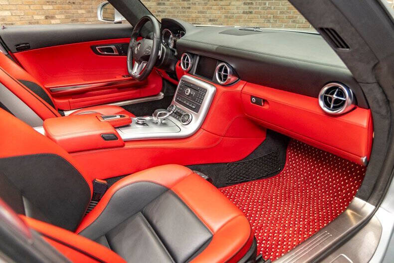 2012 Mercedes-Benz SLS AMG