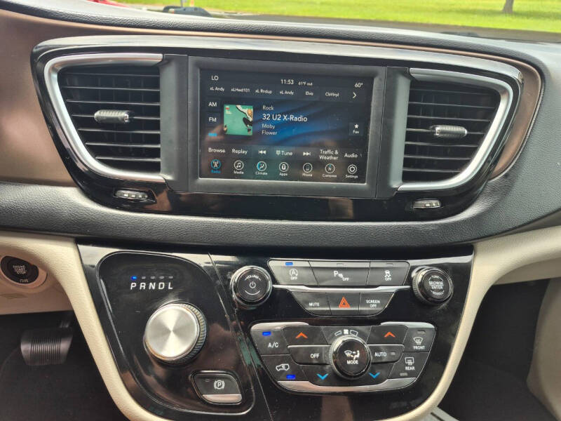 2019 Chrysler Pacifica Touring Plus