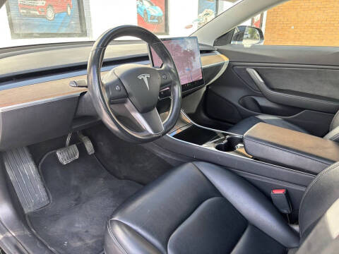 2019 Tesla Model 3 Standard Range