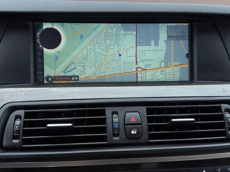 2011 BMW 5 Series 528i