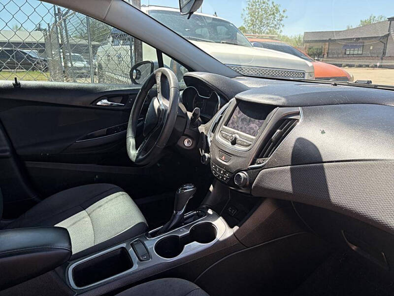 2019 Chevrolet Cruze LT