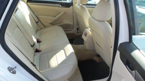 2015 Volkswagen Passat 1.8T Limited Edition