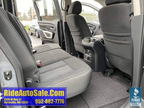 2017 Nissan Titan SV