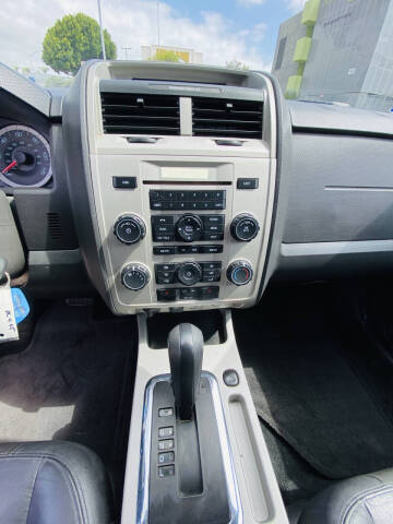 2011 Ford Escape XLT