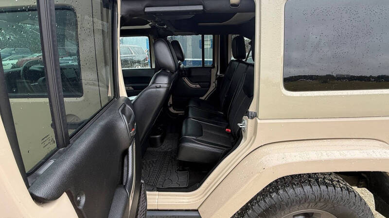 2016 Jeep Wrangler Unlimited Sahara 75th Anniversary