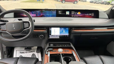 2025 Lincoln Navigator Black Label