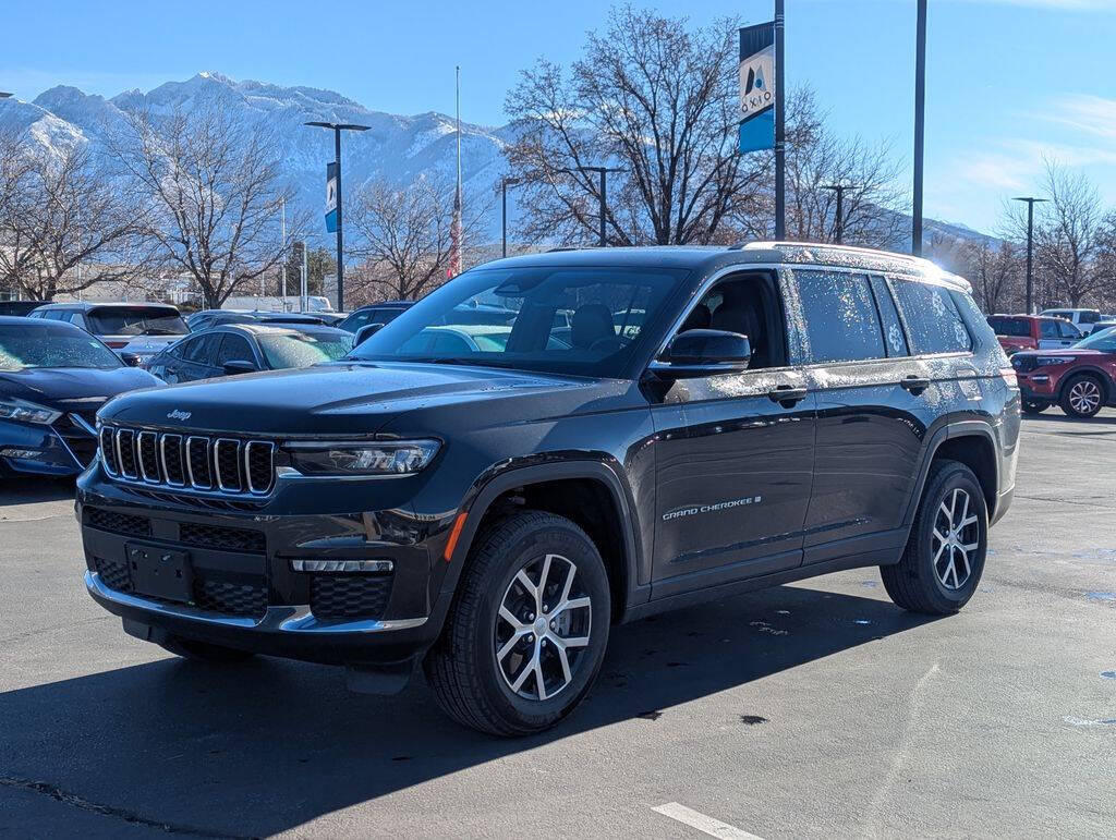 2024 Jeep Grand Cherokee L for sale at Axio Auto Boise in Boise, ID