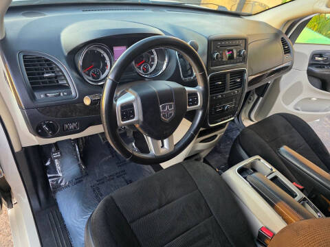 2012 Dodge Grand Caravan Crew