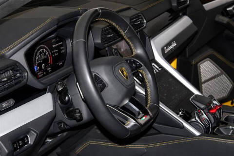 2019 Lamborghini Urus