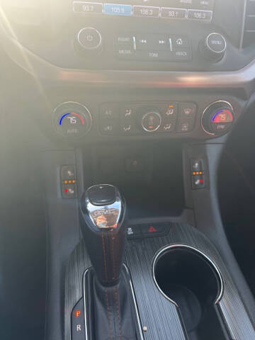 2017 GMC Acadia SLT-1