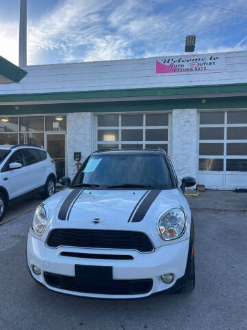 2012 MINI Cooper Countryman for sale at Auto Outlet Inc. in Houston TX