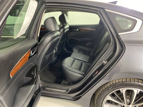 2018 Kia Cadenza Technology