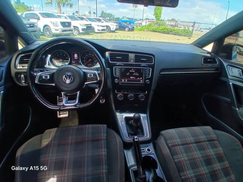 2017 Volkswagen Golf GTI S