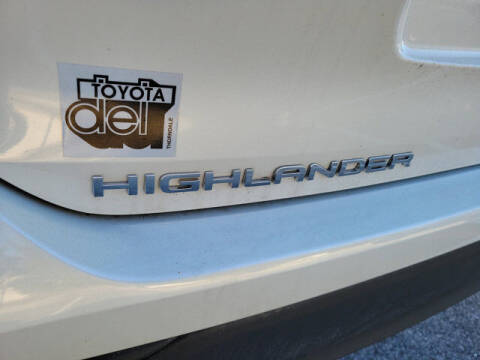 2020 Toyota Highlander LE